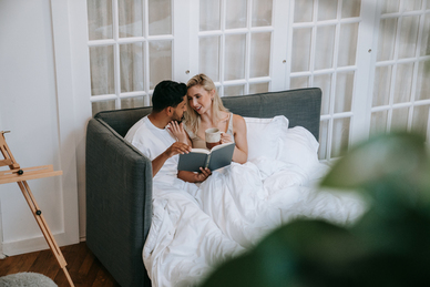 生完孩子多久内补办结婚证 孩子出生五年后才领结婚证