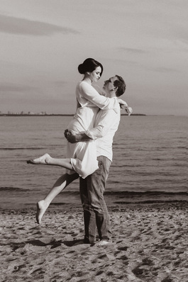 老凤祥钻戒上为什么没有标志