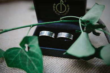 结婚用的红双喜 重庆南川婚礼一般用什么烟