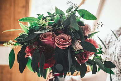 结婚大门迎宾对联大全 大门结婚对联有哪些?