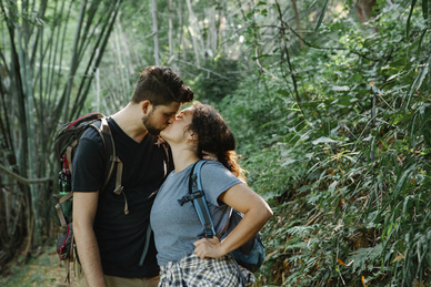 给领导请柬写名字可以吗 给领导请柬写全名吗