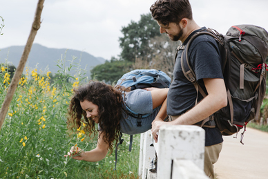 婚宴指示牌手写样板 婚礼指示牌内容