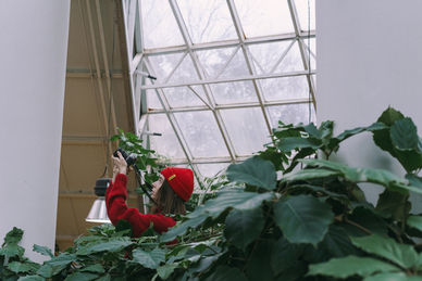 订婚仪式什么人参加 订婚宴请什么人？