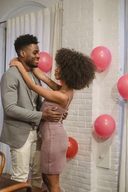 结婚证上有网址 打印结婚证发出来有多的网址是怎么回事