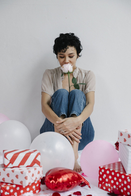 婚礼献歌的歌曲有哪些 结婚歌曲有哪些 合适在结婚典礼上放的歌曲