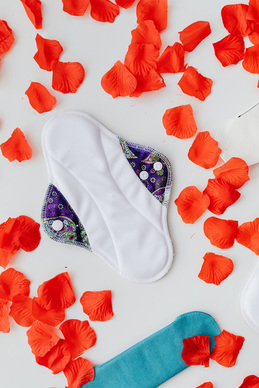 姐姐出嫁邀请朋友短信 好姐妹结婚邀请函短信