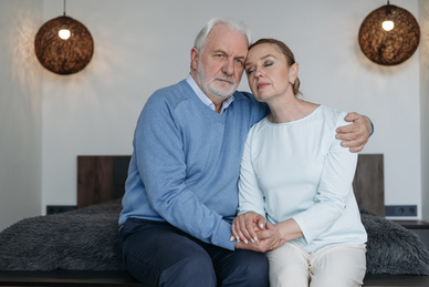 结婚的压箱封条怎么写 姑娘出嫁时箱上贴上封条,封条怎么写