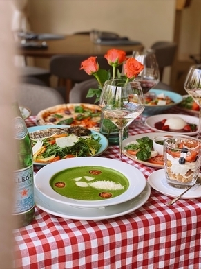 订酒席的app 订婚宴酒店的网站订婚宴酒店的网站有哪些