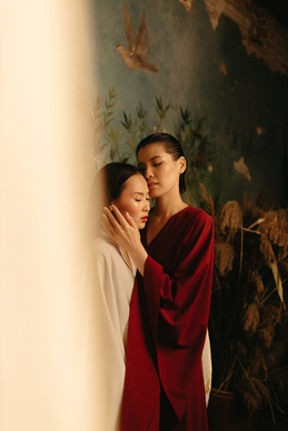 结婚时穿的婚纱可以扔掉吗 结婚后新郎,新娘服装能不能扔