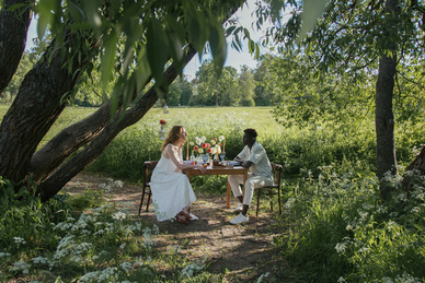 婚庆扶手楼梯装饰怎么弄 婚礼楼梯扶手布置应该怎么做
