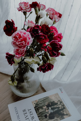 结婚喜帖什么时候发合适 结婚一般提前多久送喜帖比较合适