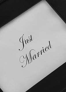 中国婚礼喜欢红色是为什么 中国人的传统婚礼为什么都用红色的？