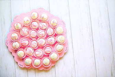 参加婚礼能穿黑色裤子吗