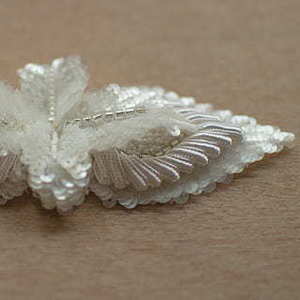 穿婚纱带头纱是啥意思 新娘为什么要戴头纱 新娘戴头纱有什么意义