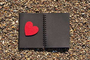 平胸适合穿抹胸婚纱吗 平胸的新娘穿婚纱是不是不好看？怎么办？