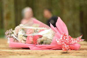 结婚女方出房 我想问一下结婚女方一般都出什么？