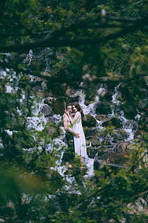 婚庆要大屏幕还是背景板 婚礼上的布置用LED和背景,哪个效果更赞