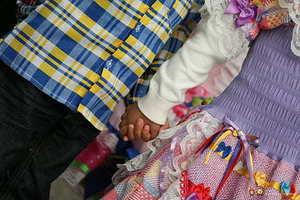 露天婚礼现场布置效果图 农村露天婚礼现场布置，大家给个图片参考可好