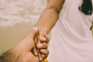 结婚女方盒底都有什么 结婚必备用品有哪些 结婚女方陪嫁清单