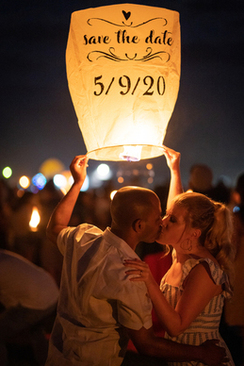 新娘拦门新郎的招数 伴娘整蛊新郎的招数