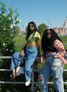 结婚喜宴酒桌祝酒词 结婚酒桌祝酒词怎样说