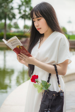 送朋友结婚比较实惠的礼物 最好的朋友要结婚了，应该送什么礼物？