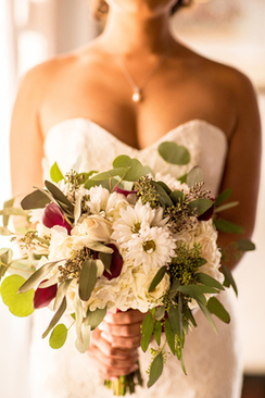 婚庆喷绘背景墙效果图 请问一般婚礼背景墙是不是用KT板做的？