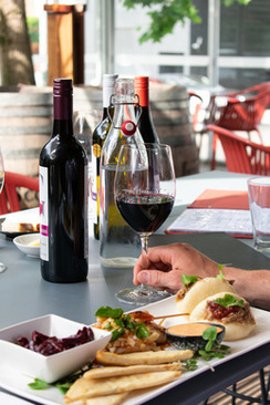 蜜月祝福卡片怎么写 蜜月祝福卡片怎么写