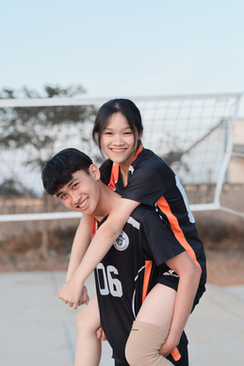 新郎西装图片大全 新郎西装选什么颜色的好