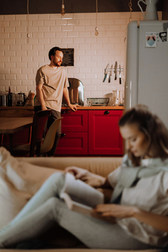 高个子女生适合什么外套 高个子女生适合穿什么样的衣服？