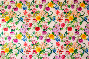 结婚指甲红色 结婚时指甲只能抹红色吗