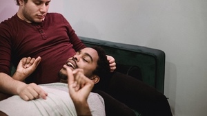 陪新郎敬酒时要说什么 新郎敬酒的时候说些什么