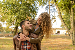 为啥结婚衣服不能送人 我知道自己结婚的衣服不能送人