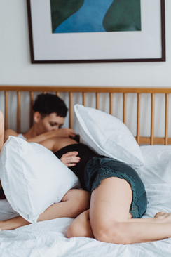 婚礼桌上的台卡怎么写 婚礼分桌的桌卡应该如何写?