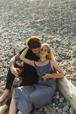 结婚用的红台灯床头台灯 结婚必须买红色的台灯吗