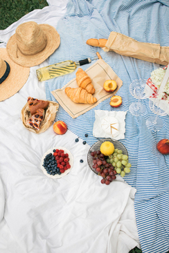 订婚礼物怎么选 订婚礼物该怎么选?