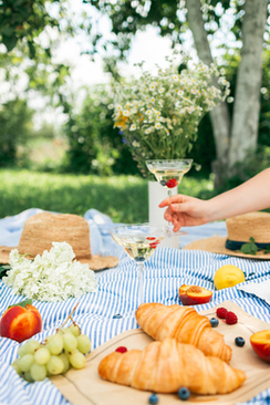 一般婚纱照多少钱 现在拍婚纱照一般多少钱?