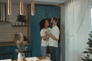 结婚给单位同事发喜糖怎么发