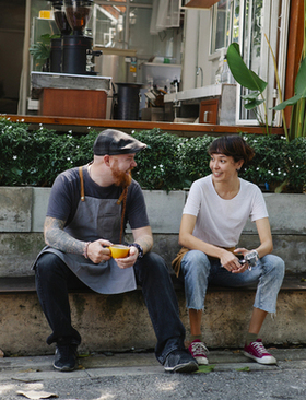 好唱又能带动气氛的歌 年会好唱又能带动气氛的歌有哪些？