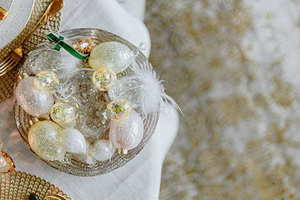 牛仔裤能不能配黑皮鞋 黑皮鞋能配牛仔裤吗？