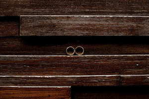 深香槟色是什么颜色 香槟色是什么颜色图片