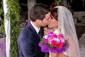 儿子结婚父母给红包一般多少 给儿子的结婚红包多少比较合适?