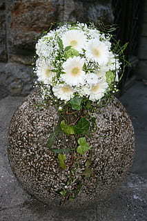 婚礼上祝福新郎新娘的话 上台祝福新郎新娘的话_问一问