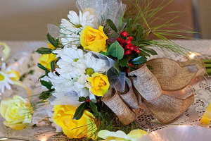 送女方妈妈什么礼物好 送女方父母什么礼物好