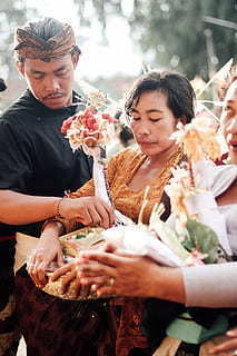 婚礼花车制作视频教程 怎么做婚礼的花车