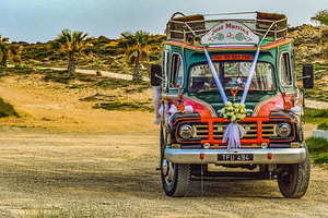 男方母亲订婚宴上的讲话词 订婚宴男方父母简短发言