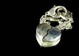 香港几岁能结婚 中国香港的法定结婚年龄是多少