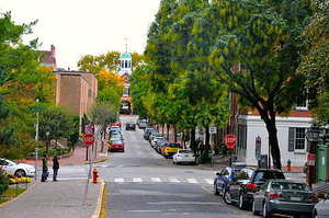 婚纱照相框哪个材料好 婚纱照相框材质有哪些？