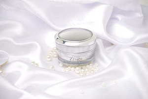 齐地婚纱怎么折叠 拖尾婚纱怎么叠，拖尾婚纱怎么折叠？