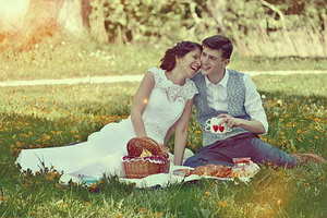 给彩礼女方要回礼吗 男方给彩礼女方必须回礼吗？